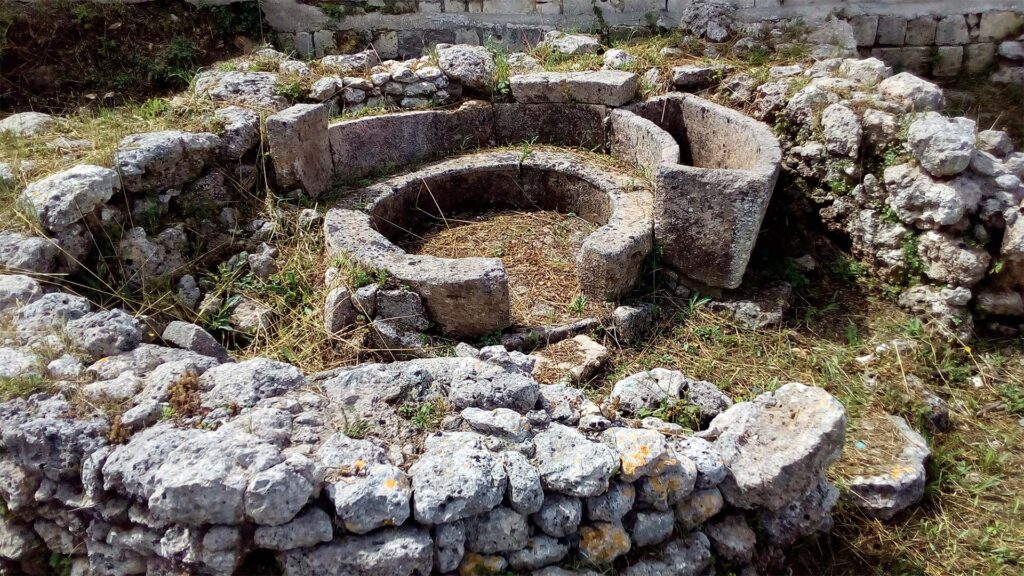 Villaggio Nuragico Sa Mandra de Sa Giua Ossi